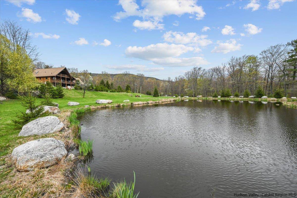 Pine Bush, NY 12566,21 Norwood LN