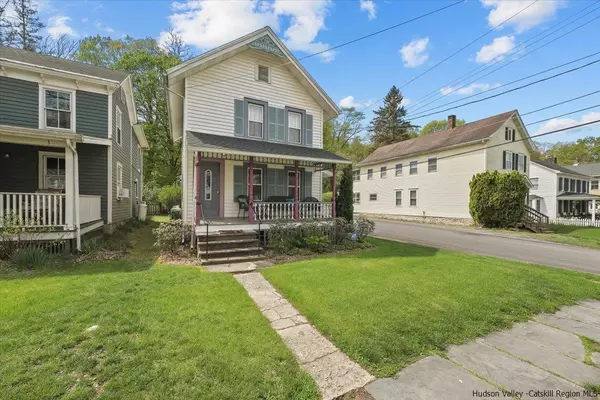 Rosendale, NY 12472,93 James ST