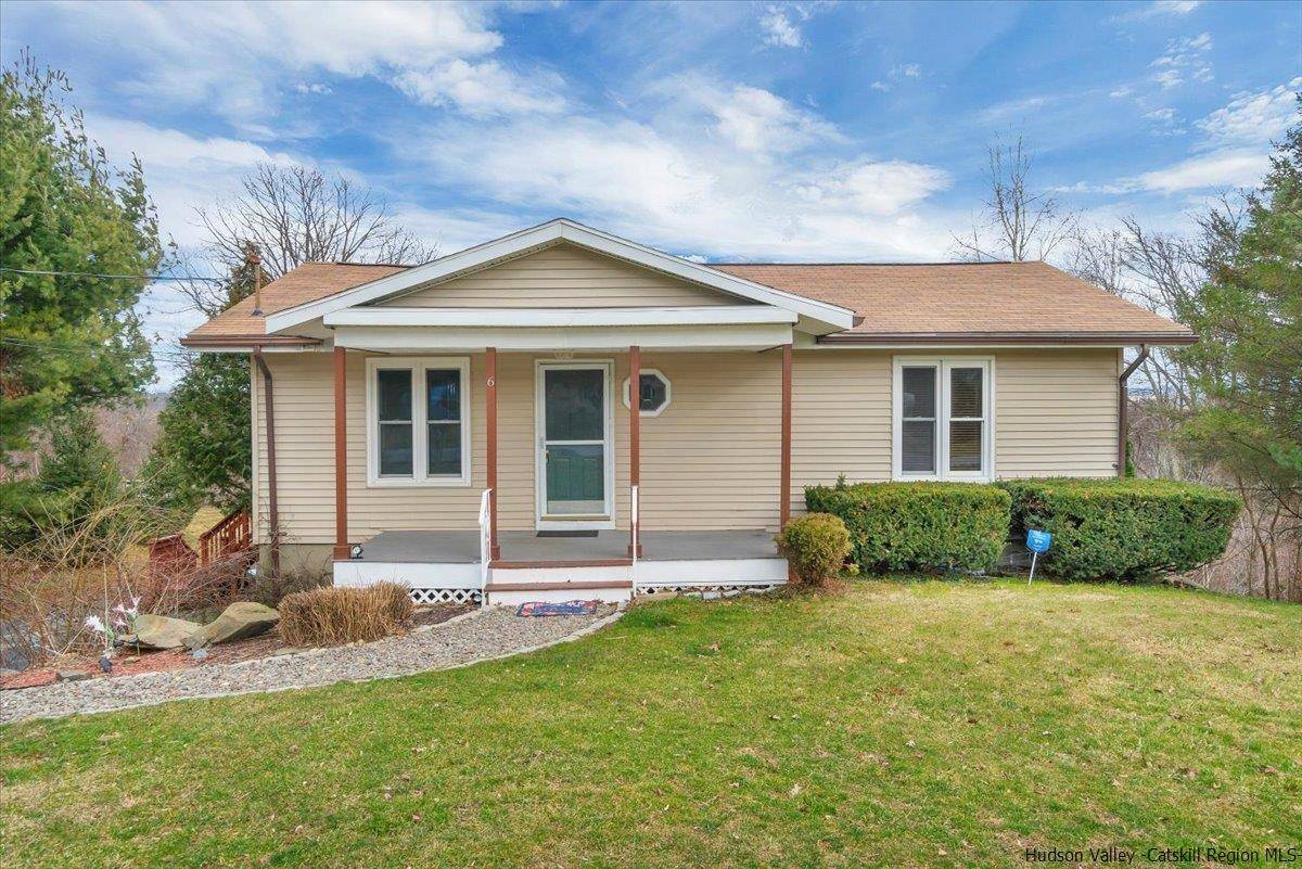 6 Cherokee DR, Milton, NY 12547