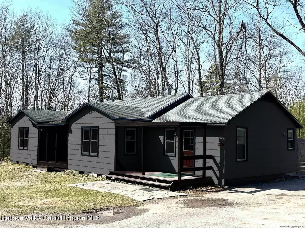 Olivebridge, NY 12461,698 Acorn HL