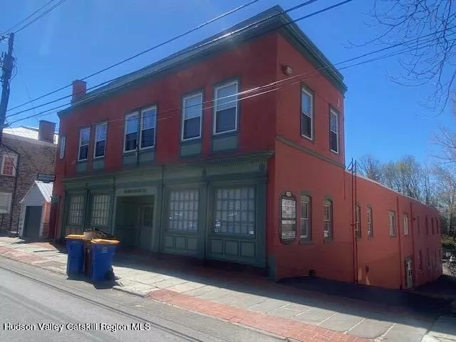 Kingston, NY 12401,115 Green ST #4