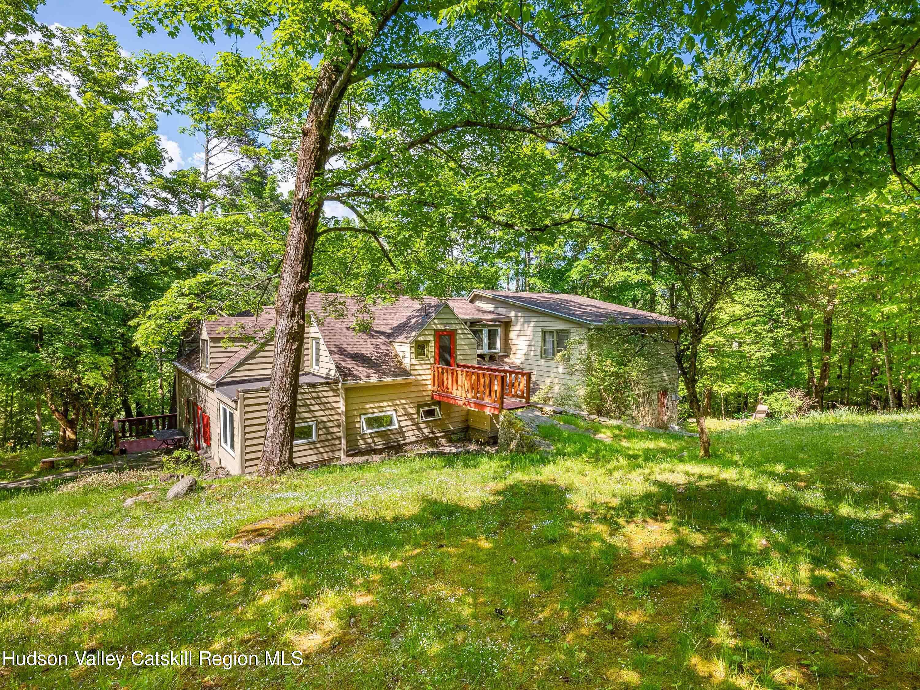 Woodstock, NY 12498,167 Broadview RD