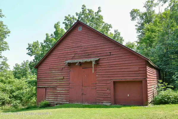 Saugerties, NY 12477,598 Schoolhouse RD