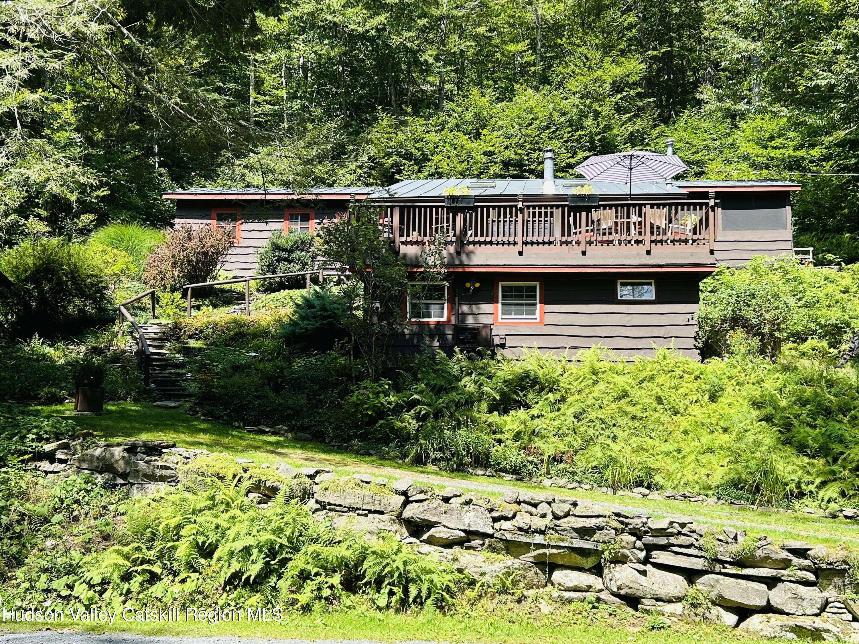 106 Huron TRL, Big Indian, NY 12410