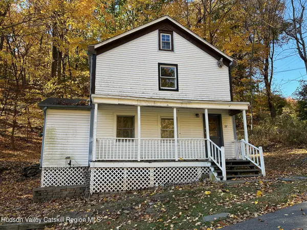 Highland, NY 12528,37 Maple AVE