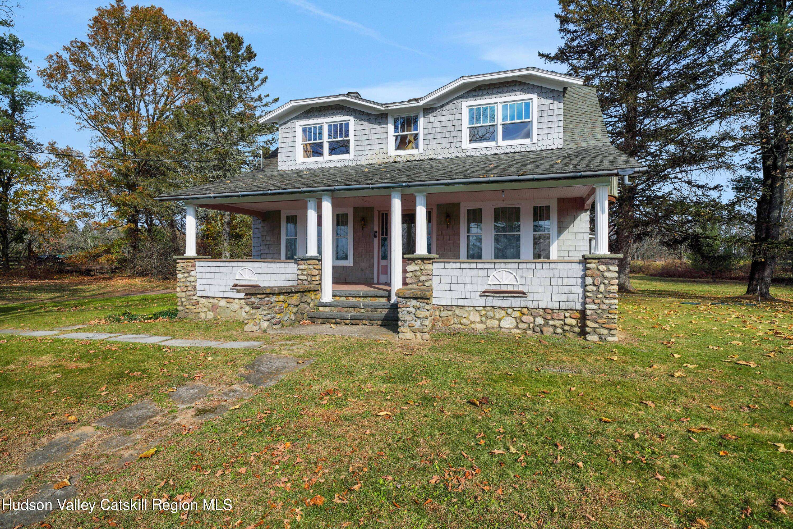 70 Schoonmaker LN, Stone Ridge, NY 12484
