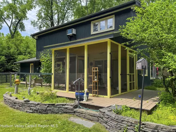 Woodstock, NY 12498,33 Cottonwood LN