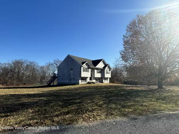 Gardiner, NY 12525,44 Deyo DR