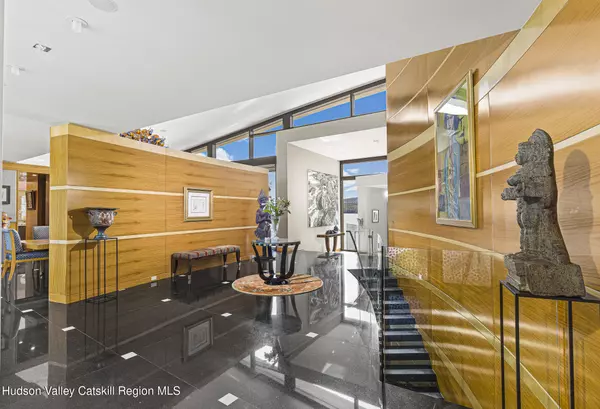 Hyde Park, NY 12538,46 Ledgerock LN