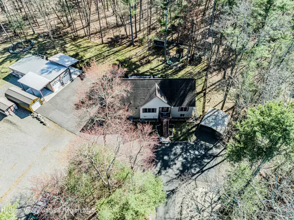 26 Cowboy TRL, Saugerties, NY 12477