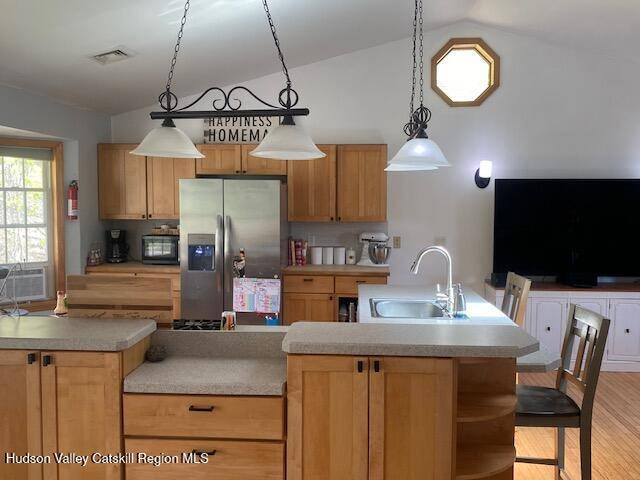 Saugerties, NY 12477,87 Dock Street ST