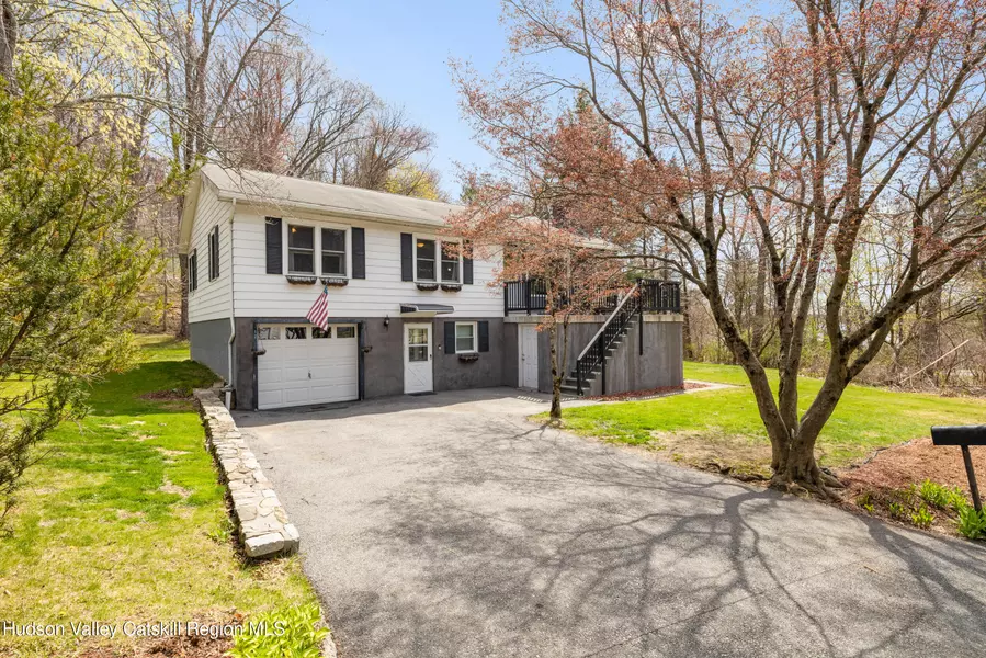 12 Ontario RD, Carmel, NY 10512