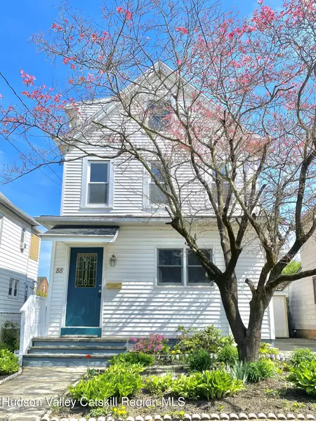 88 Grand ST, Kingston, NY 12401