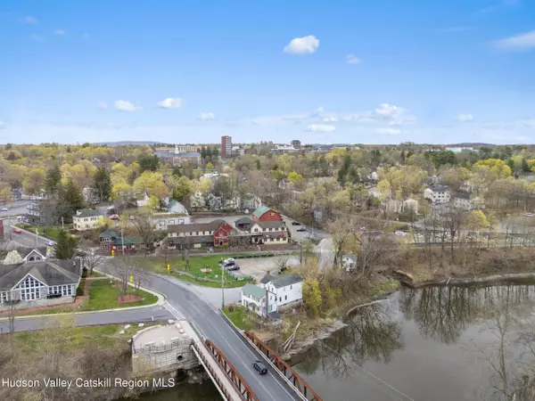 New Paltz, NY 12561,1-3 Water ST