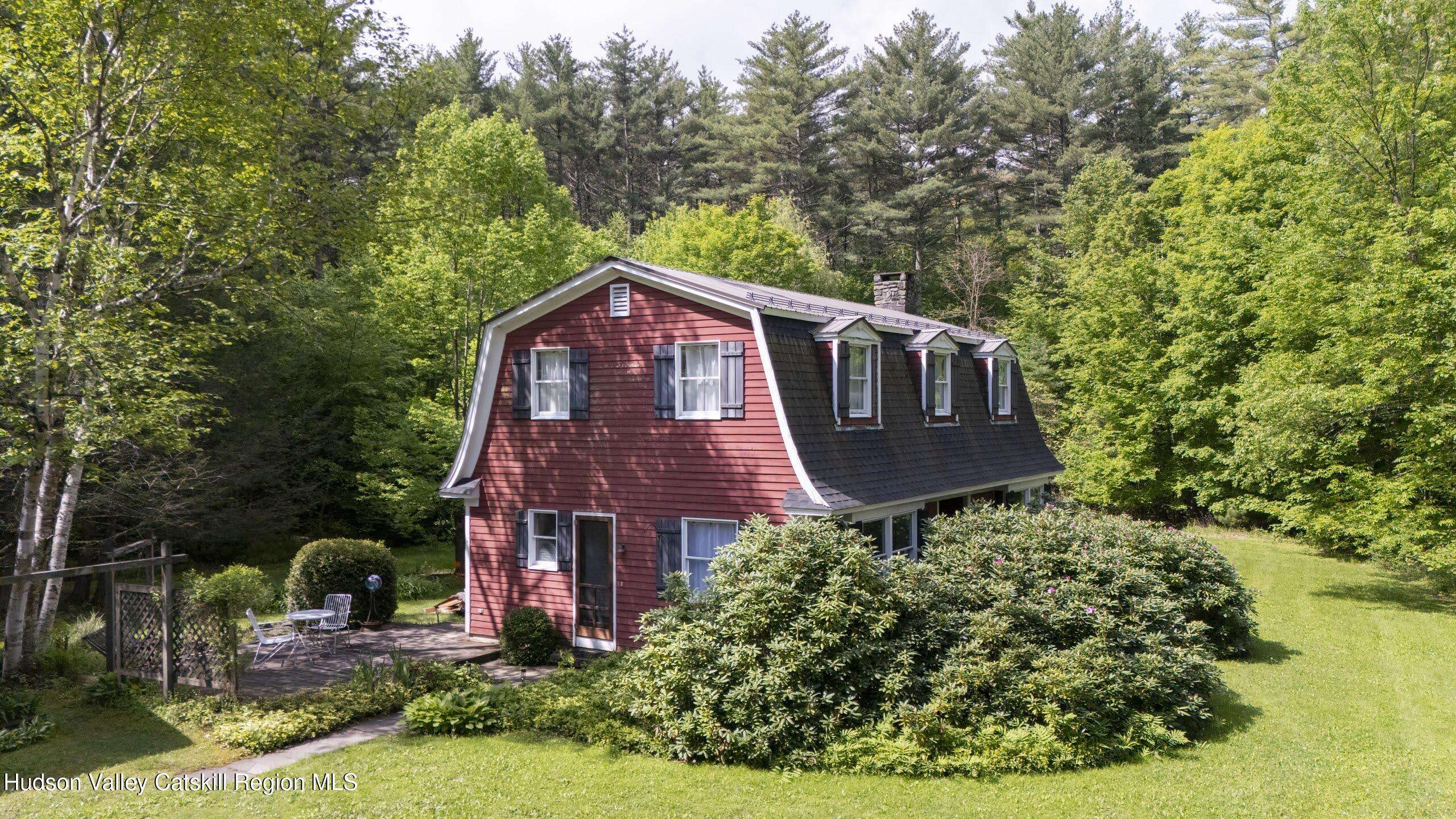1521 Wittenberg RD, Mt. Tremper, NY 12457