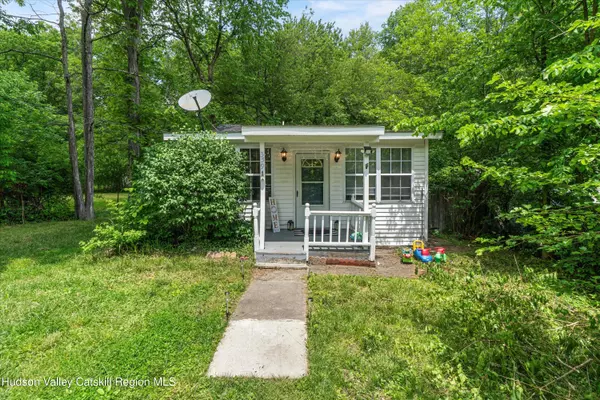 Pine Bush, NY 12566,359 Lake Shore DR