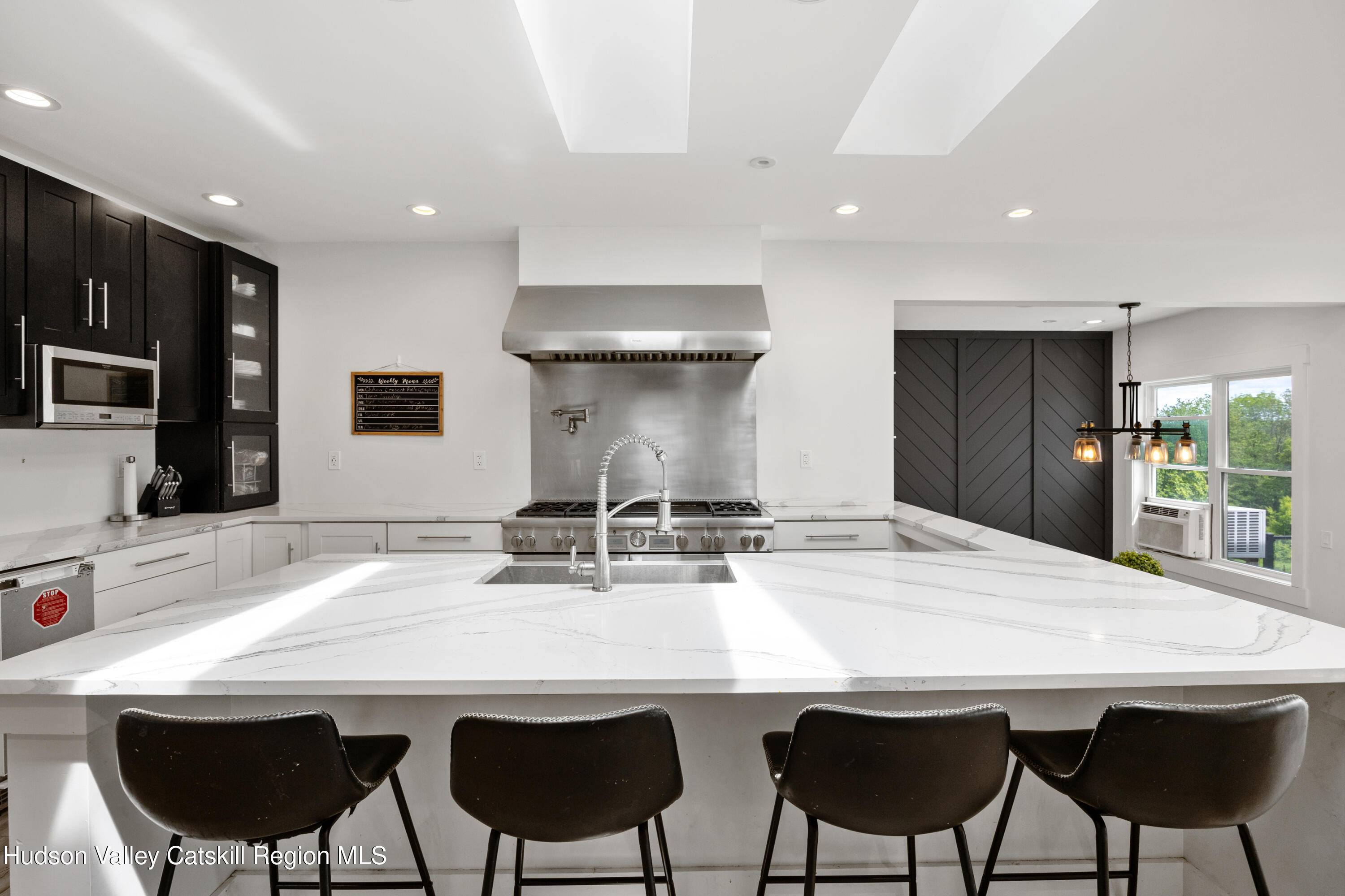 Stuyvesant, NY 12156,218 Ridge RD