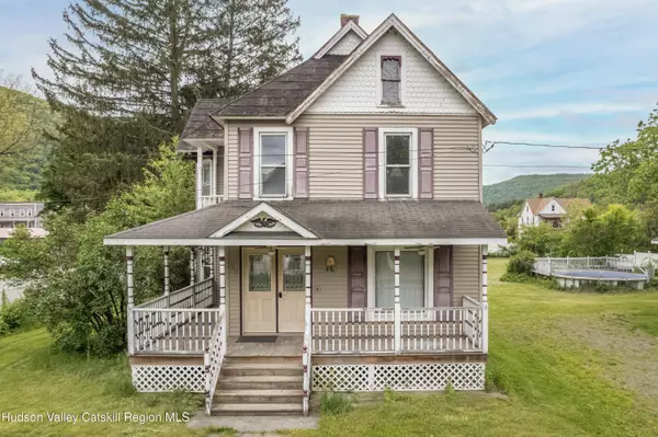 39 Middle ST, East Branch, NY 13756