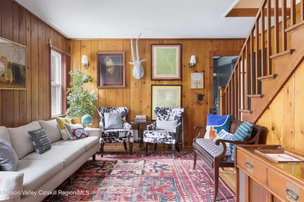 Shandaken, NY 12480,204-208 42 Route