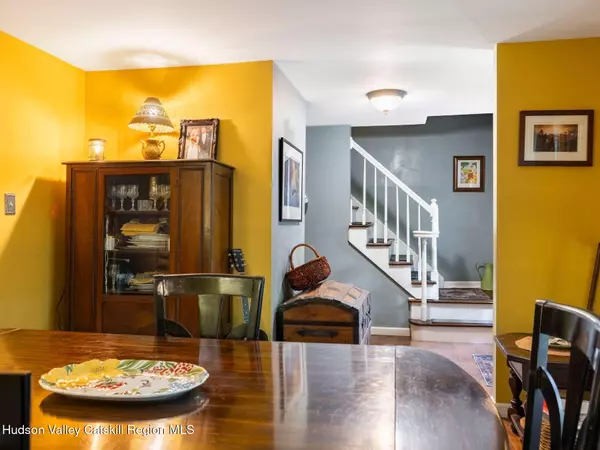 New Paltz, NY 12561,84 Van Nostrand Road