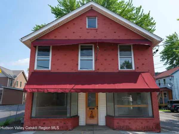 5 Hill ST, Saugerties, NY 12477