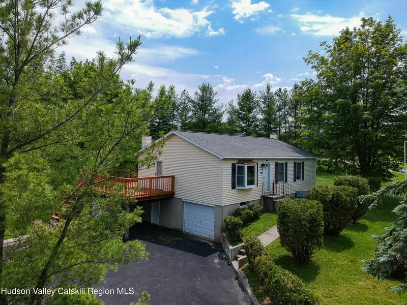 131 Panorama DR, East Durham, NY 12423