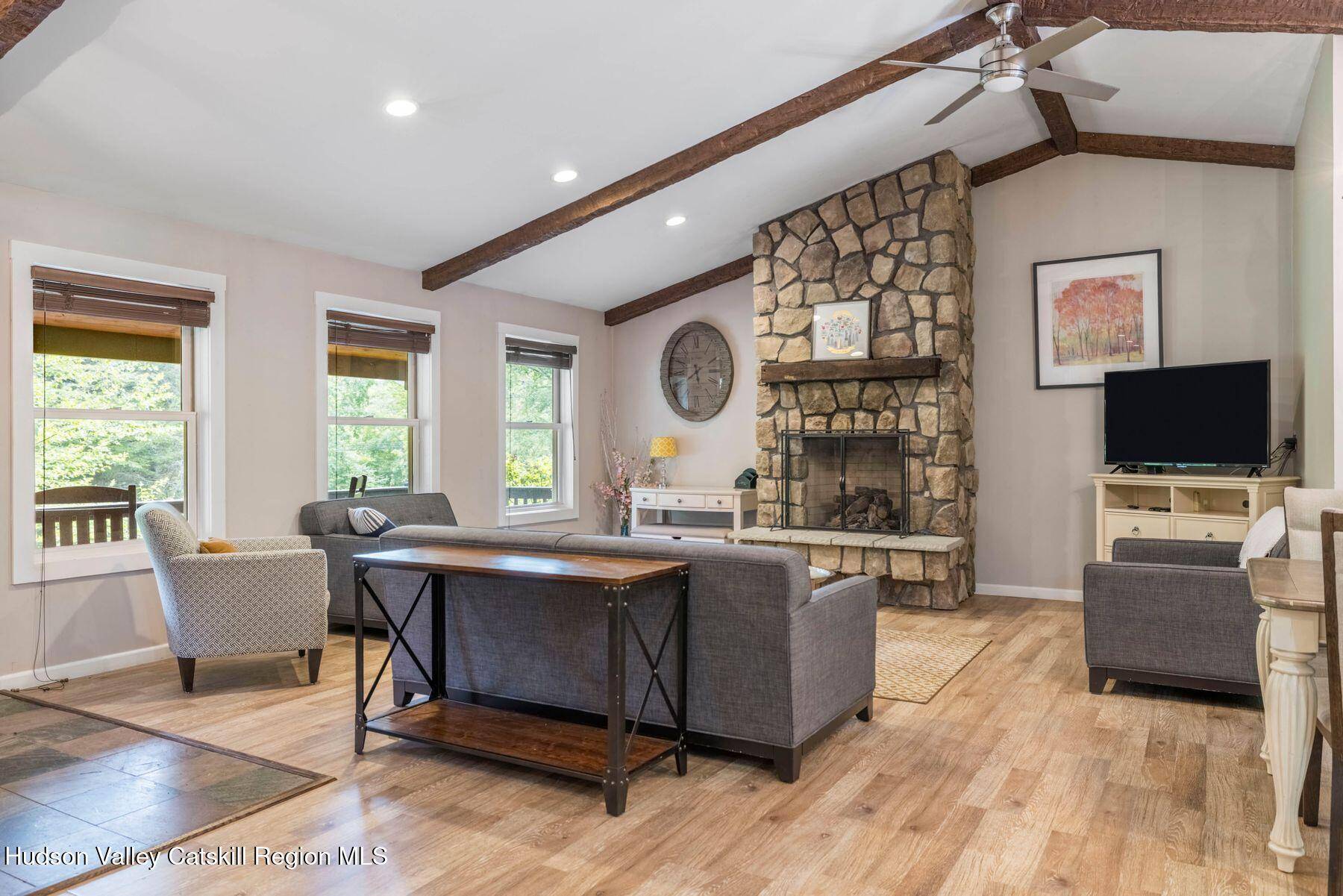 Jewett, NY 12444,80 Carl Rd