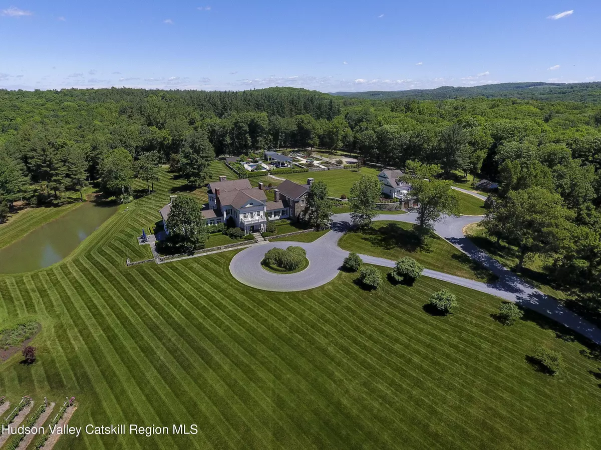Millbrook, NY 12545,309 Woodstock RD