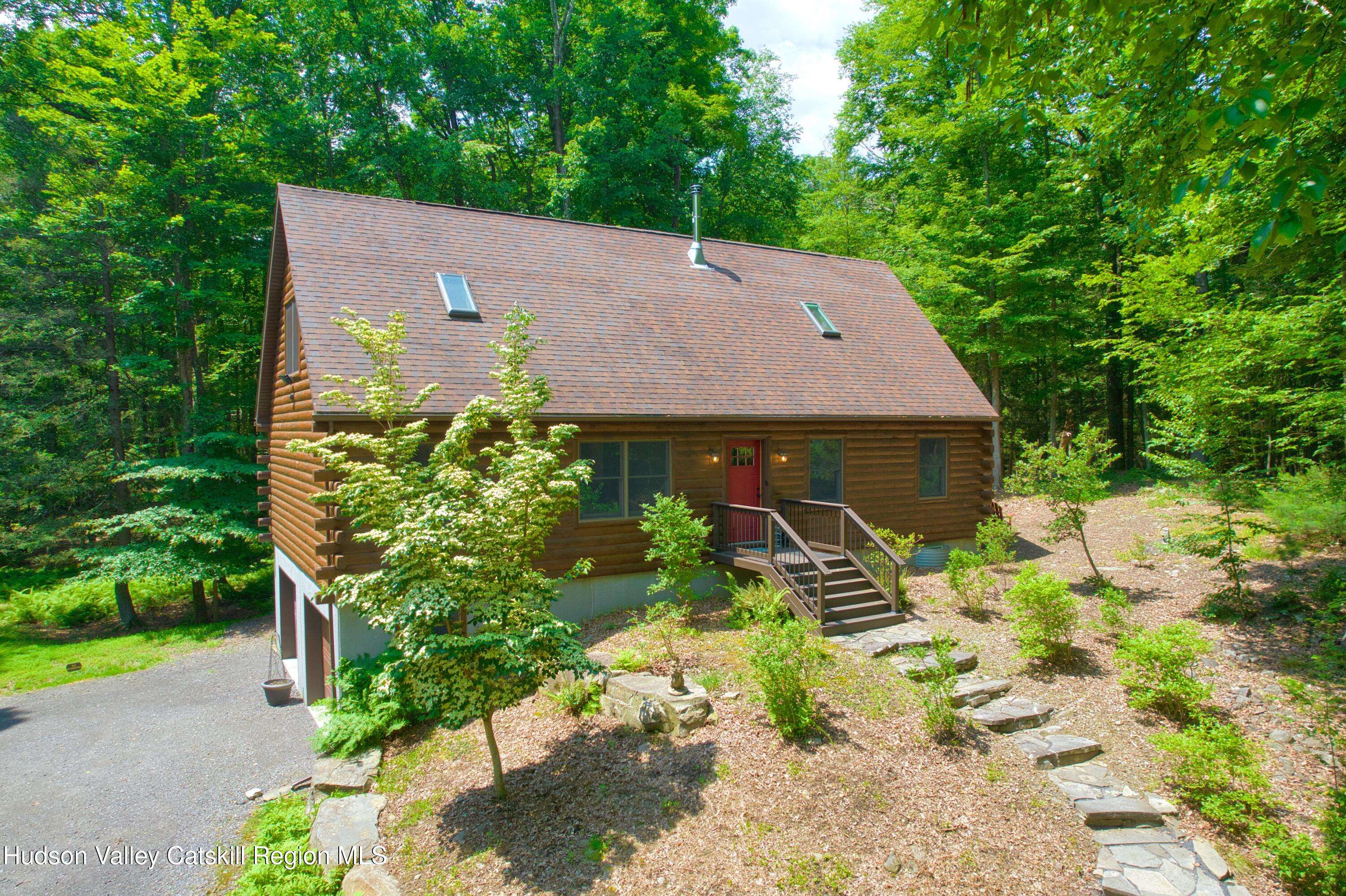 81 Soper RD, New Paltz, NY 12561