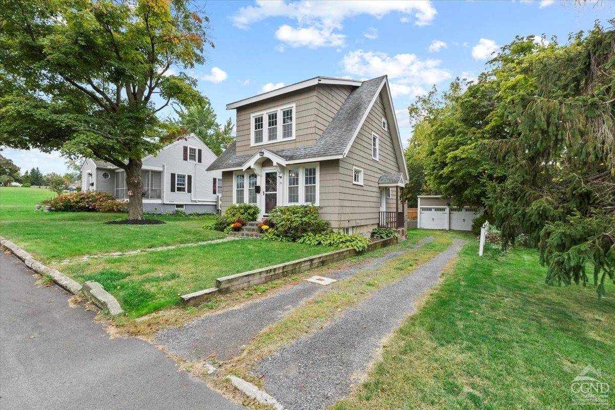 Hudson, NY 12534,9 Greenport Pkwy