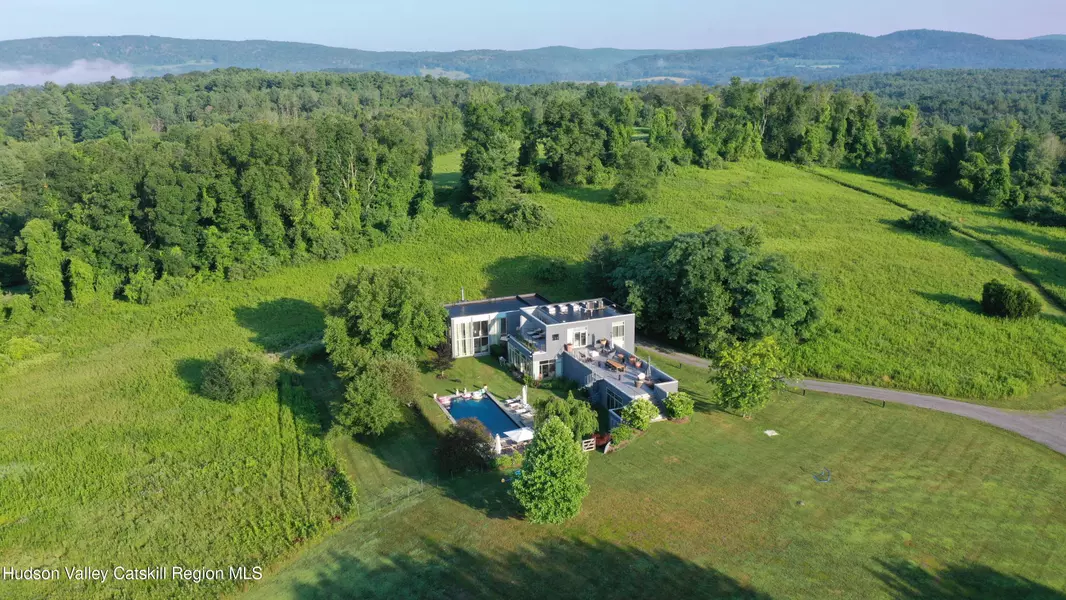 211 Mitchell ST, Hillsdale, NY 12529