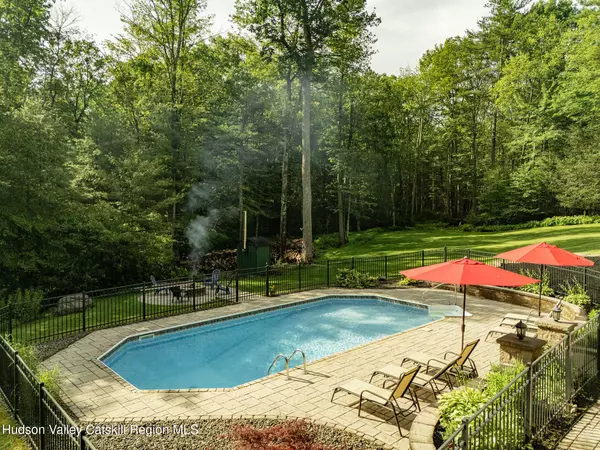 Kerhonkson, NY 12446,214 Wright RD