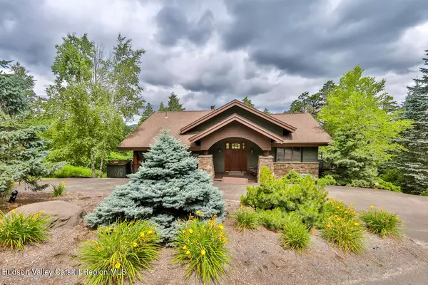 22 Club RD, Windham, NY 12496