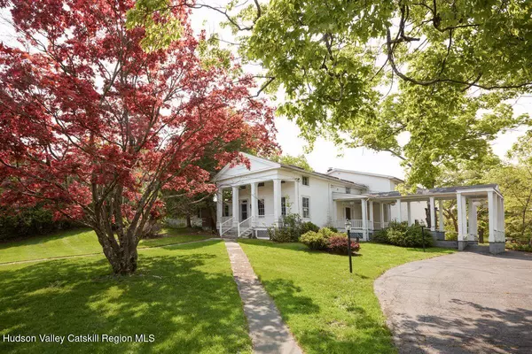 Germantown, NY 12526,207-209 Main ST