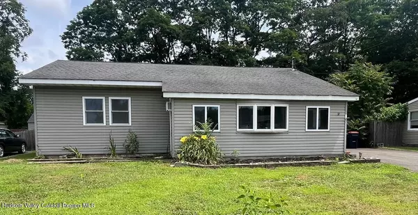 31 Plattekill DR, Mt. Marion, NY 12456