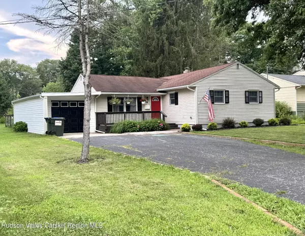 Washingtonville, NY 10992,24 Patricia LN