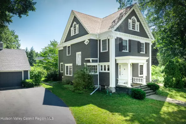 Kingston, NY 12401,74 Fair ST