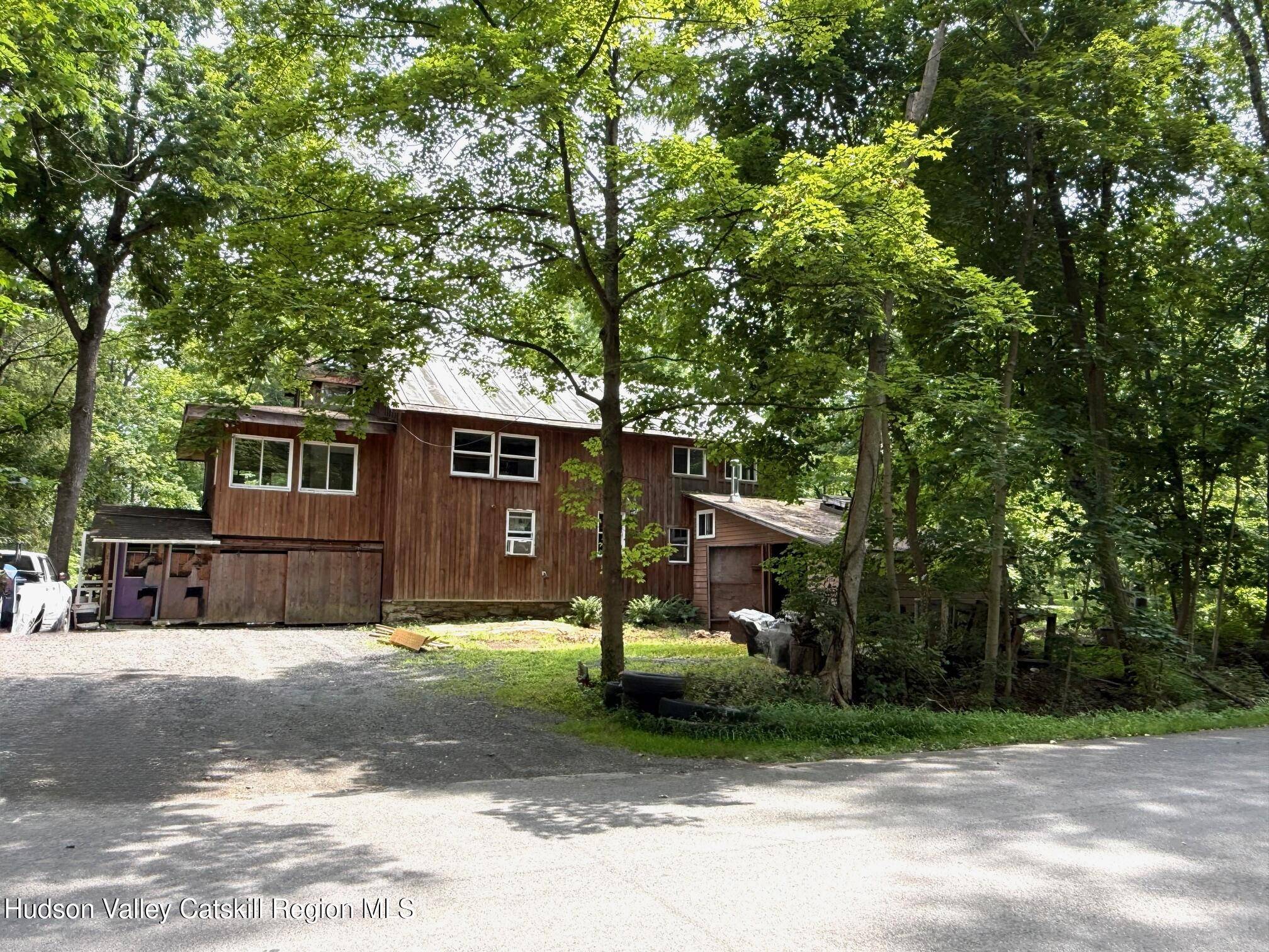 546 Berme Rd, High Falls, NY 12440