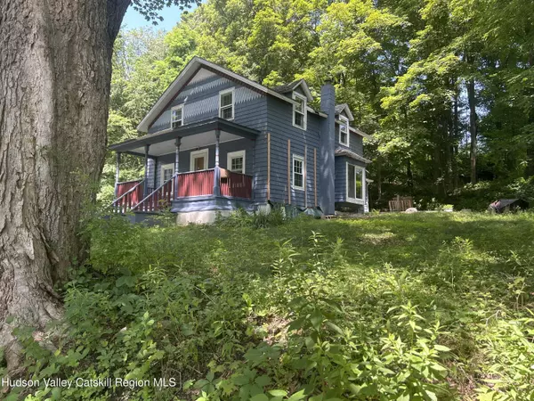 Millerton, NY 12546,52 N Center ST