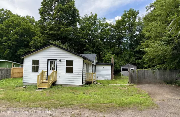 Palenville, NY 12463,17 Glueck Lane