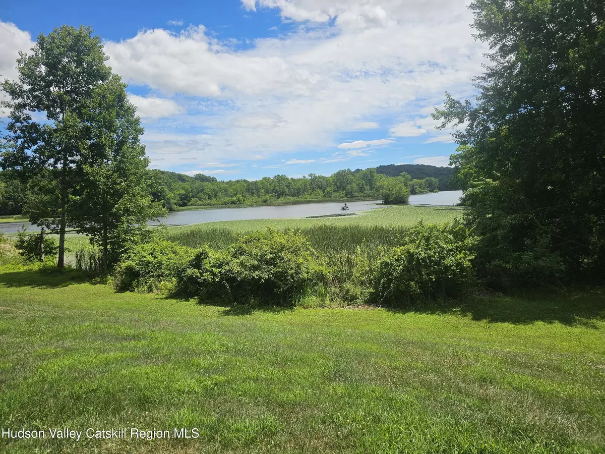 Valatie, NY 12184,308 28b
