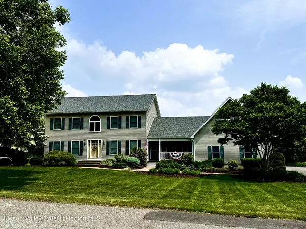 1 Jonathan CT, Highland, NY 12528