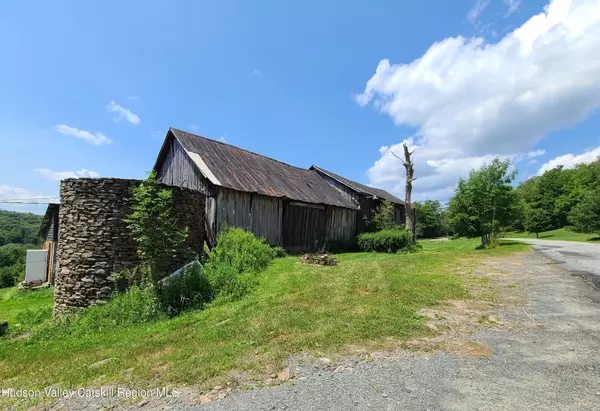 Livingston Manor, NY 12758,301 Stump Pond RD