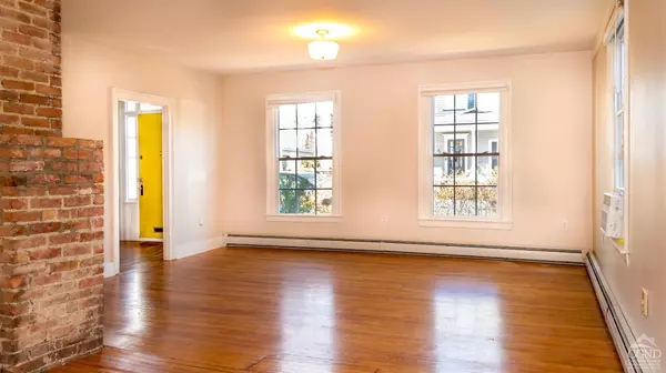 Hudson, NY 12534,317 Union Street ST