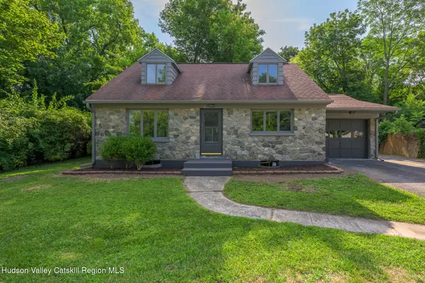 Hudson, NY 12534,6 Harry Howard AVE