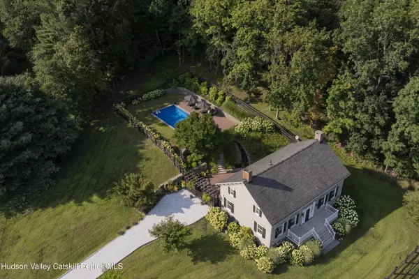 Poughkeepsie, NY 12603,164 Vassar RD