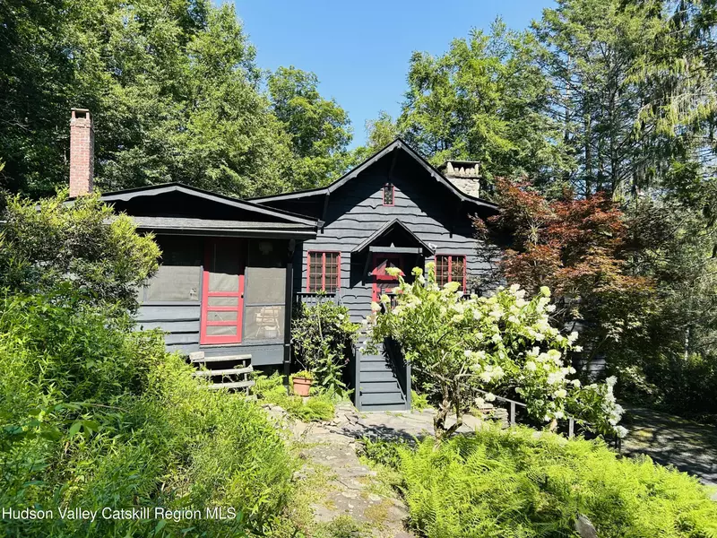 90 Huron TRL, Big Indian, NY 12410