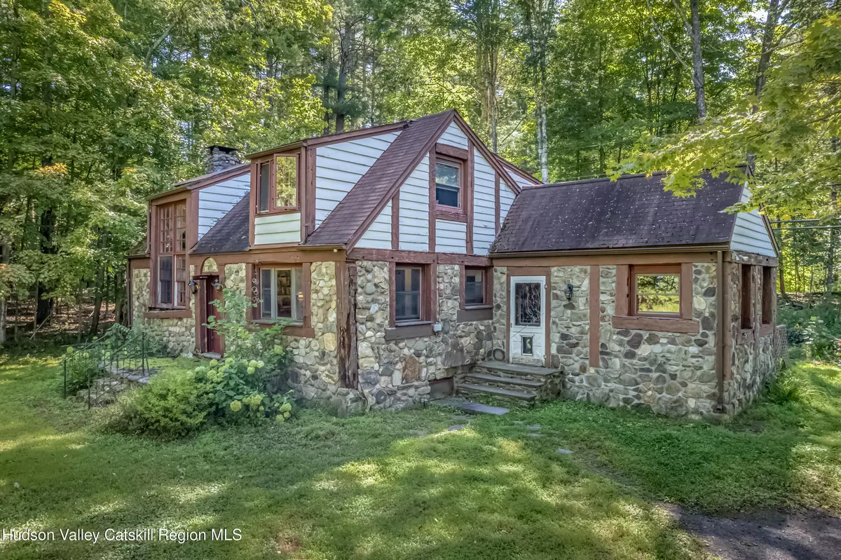 Bearsville, NY 12409,311 Wittenberg RD