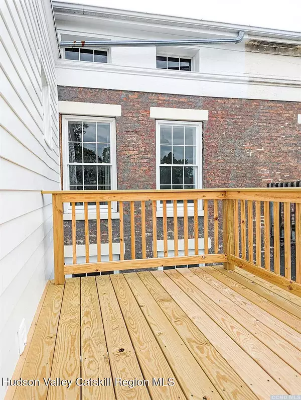 Hudson, NY 12534,30 Union ST #2