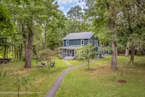 Gardiner, NY 12525,2 Dates DR